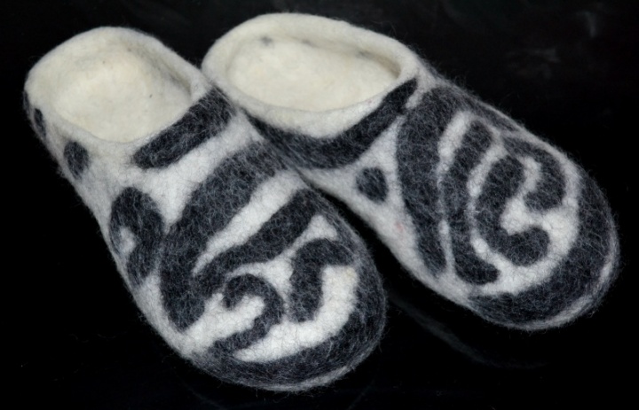 Slippers " white black " Size 36/37 picture no. 2