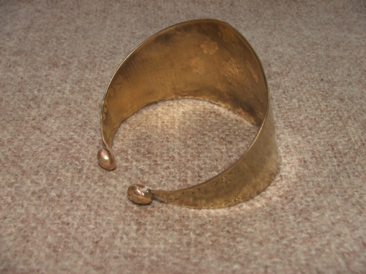 Brass bracelet woven with bubbles picture no. 2