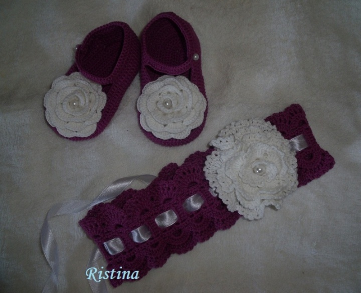 Crocheted shoes and headband