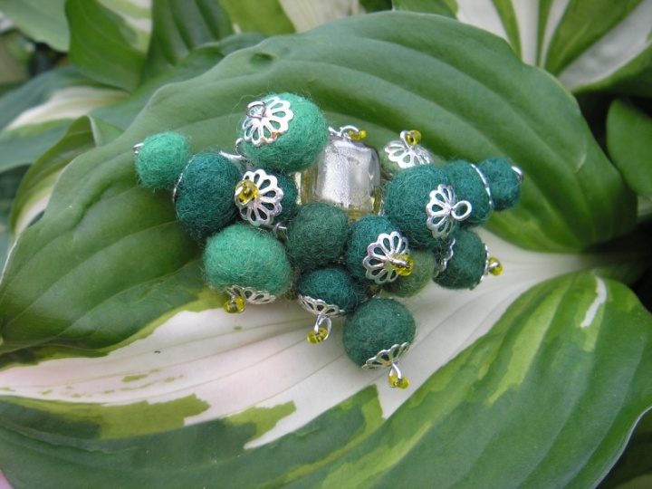 Brooch " Buds "