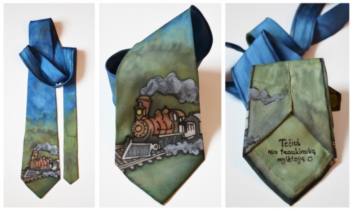 Silk tie