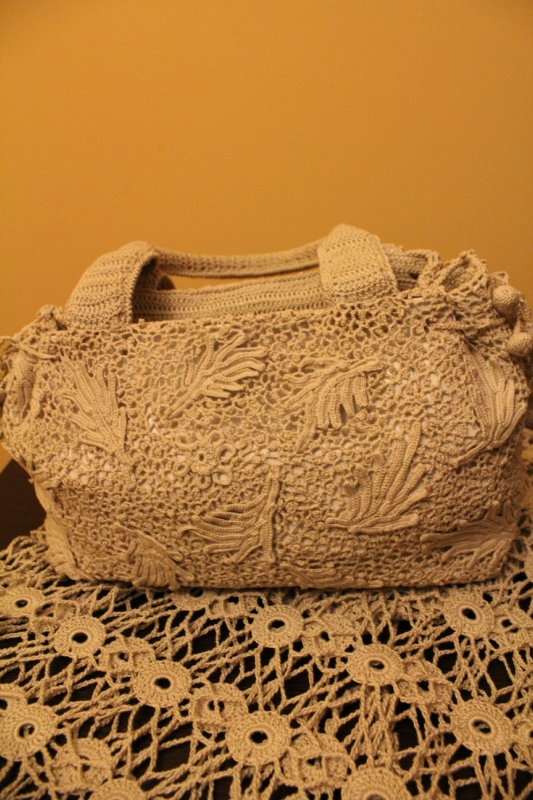 Linen-colored handbag picture no. 3
