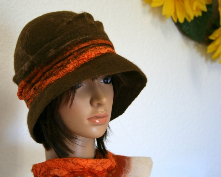 Hat " Orange and chocolate "