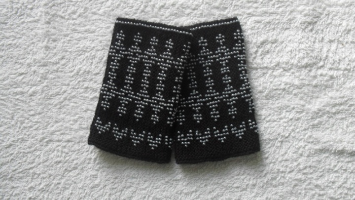 Black wristlets