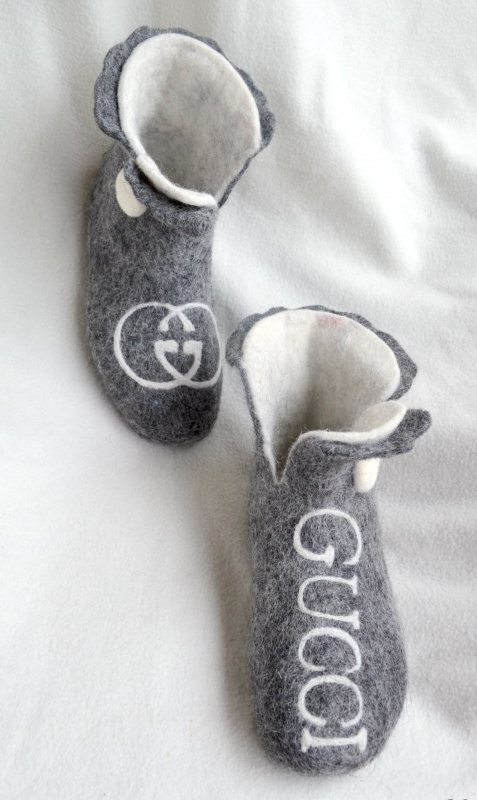 Feminine slippers picture no. 2
