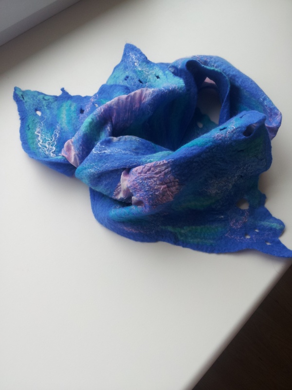 Scarf " sea waves "