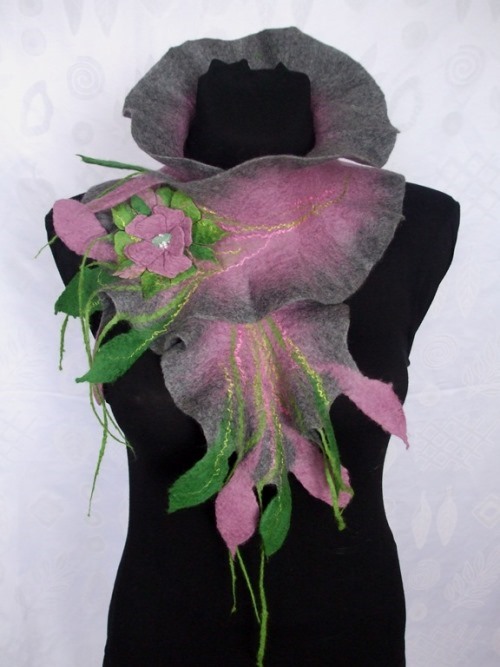 Gray-lilac scarf