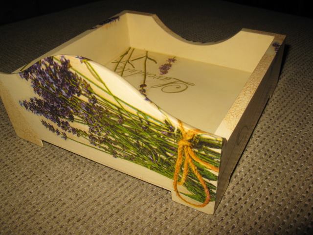 Tissue box of lavender