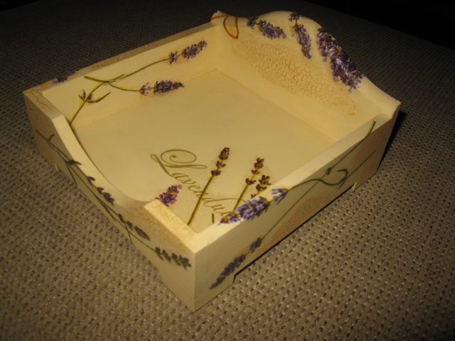 Tissue box of lavender picture no. 2