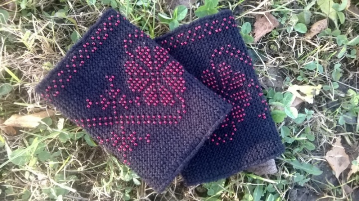 Flower stalk with Deuteronomy, wristlets no. 7
