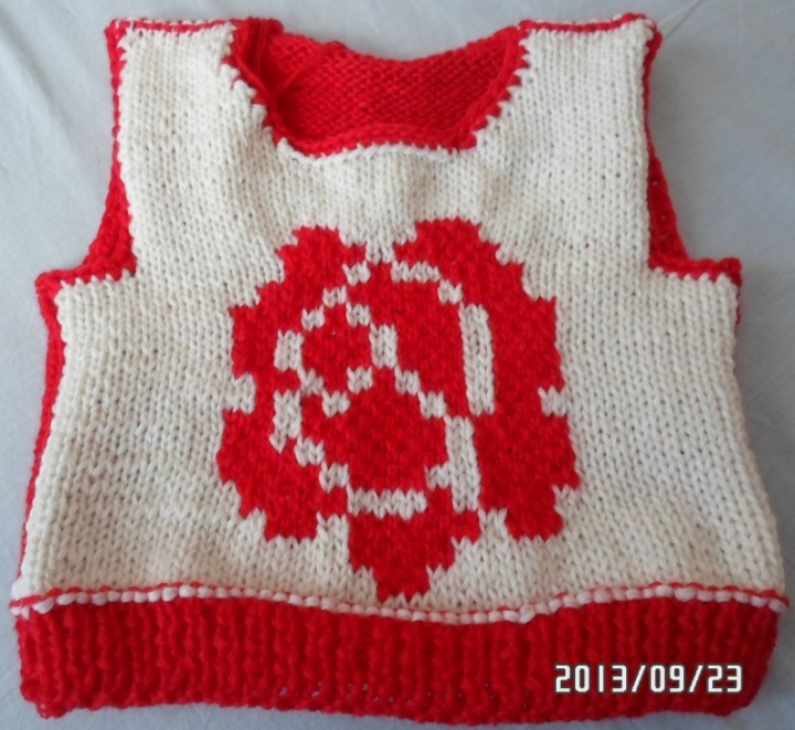 Mergaitiška liemenė "Rožytė"