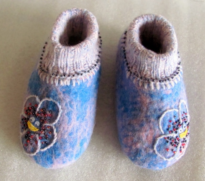 Felt shoes - Flowers, size 22.5