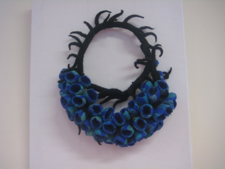 Necklace-Flowering corals picture no. 2