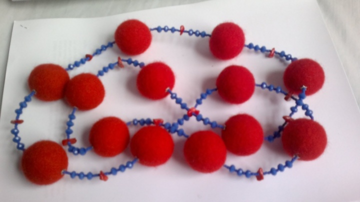 Necklaces " blue and red elegance " picture no. 3