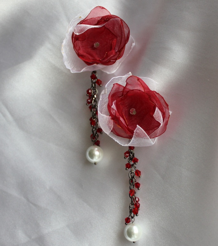 white-red