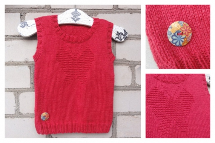 Raspberry vest with butterfly