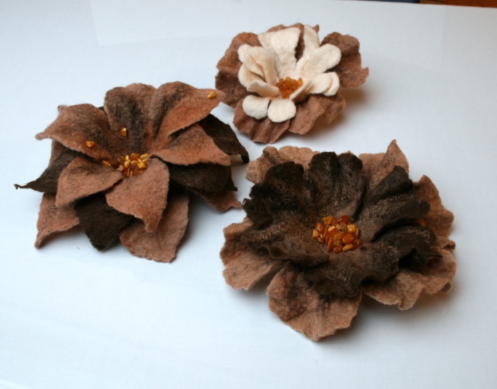 Brooches: Amber Dew, Autumn Amber, Amber Lady.