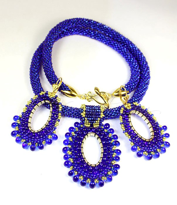 Necklace and earrings " Elizabeth "