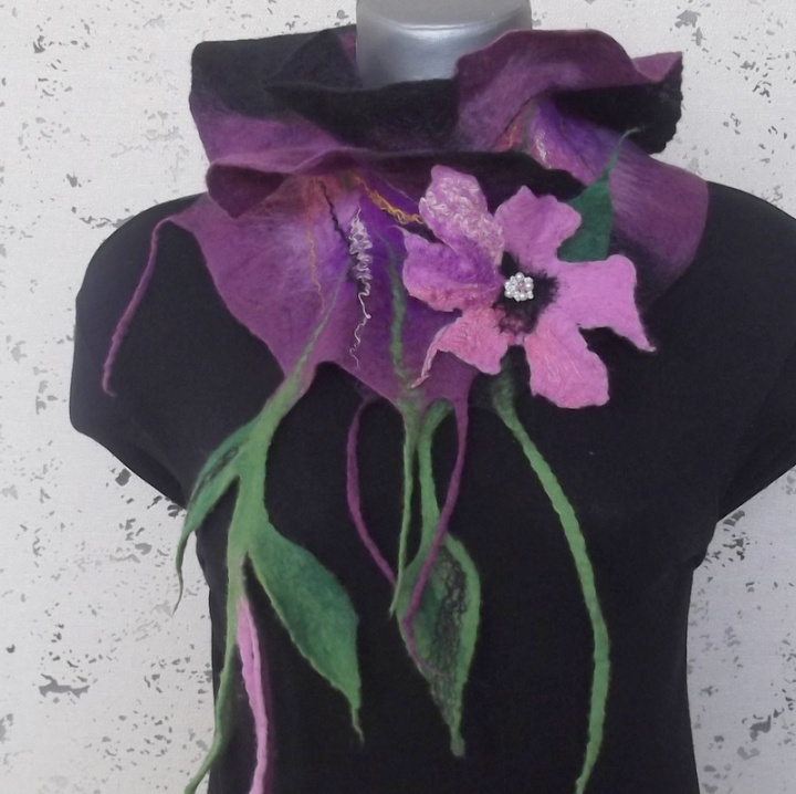 lilac scarf with sage