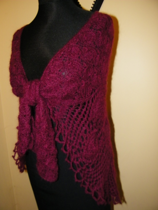 burgundy cloak picture no. 3