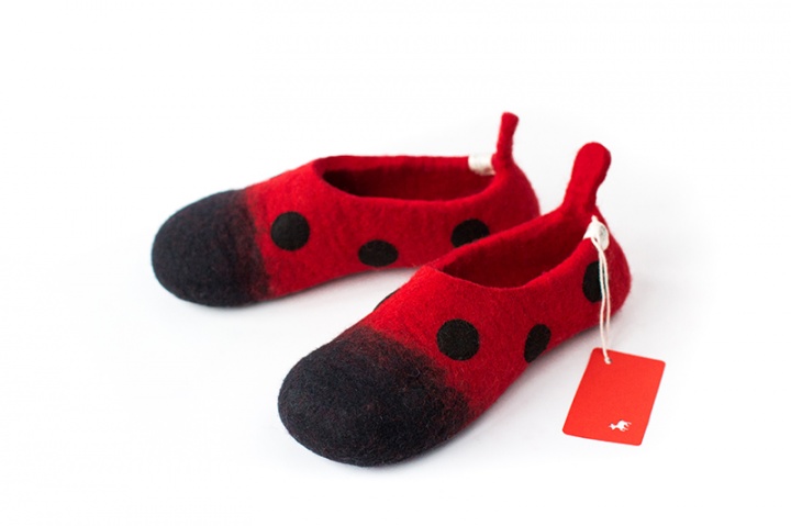 Women slippers-ladybird