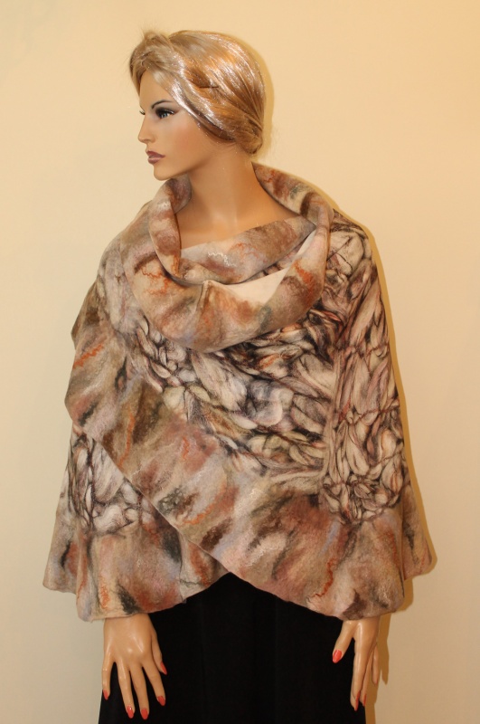 Pelmet " under the snow Magnolia "