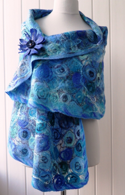 Turquoise with blue - felting processes country
