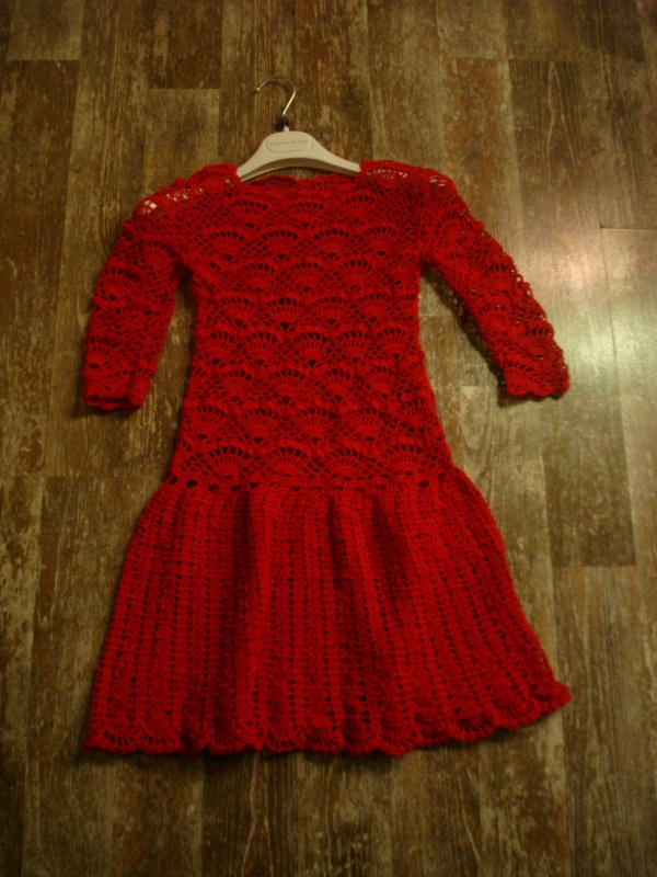 Crocheted girlish dress picture no. 2