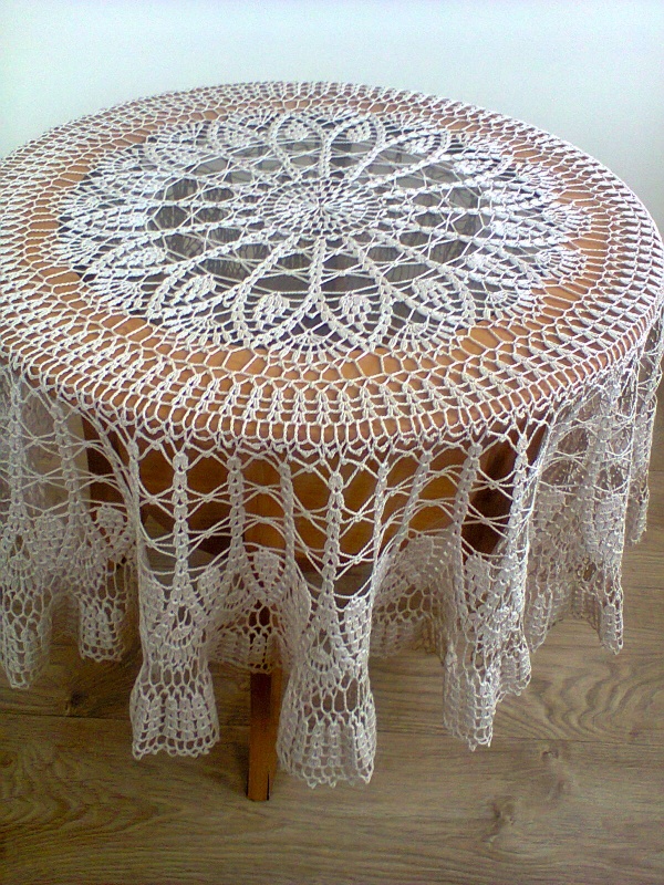 Papua festive table cloth ...