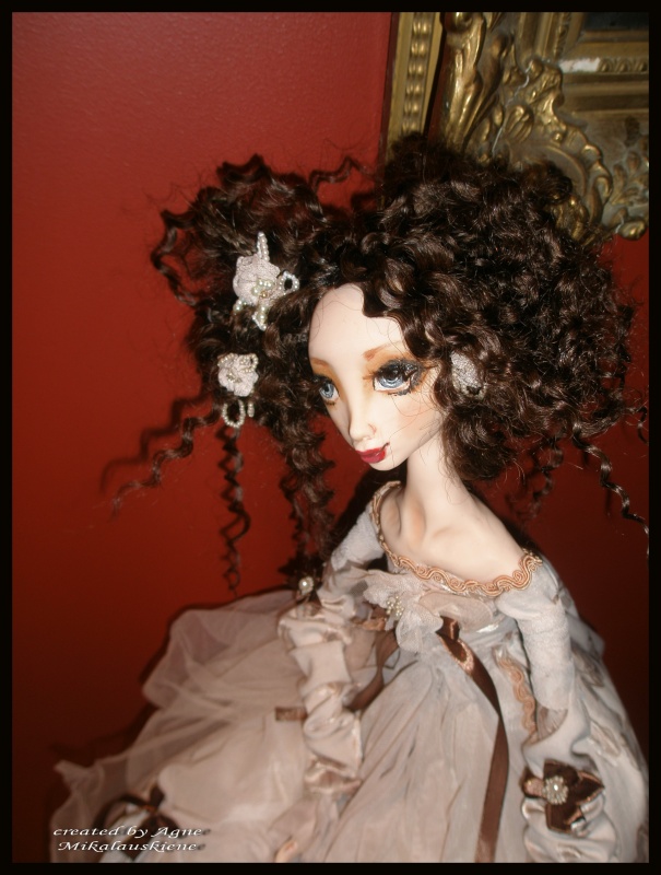 Copyright Alexandra Doll picture no. 3