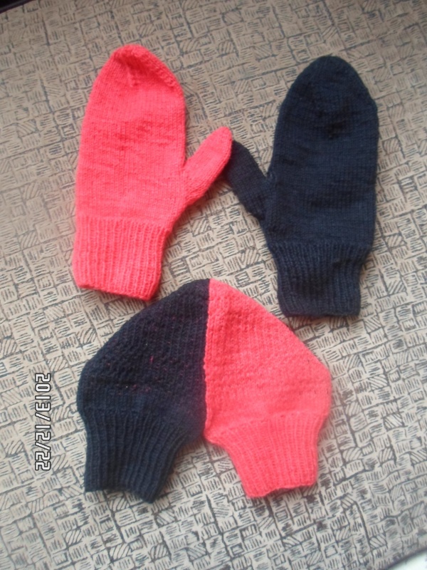 Knnitted mitters "Hearts"