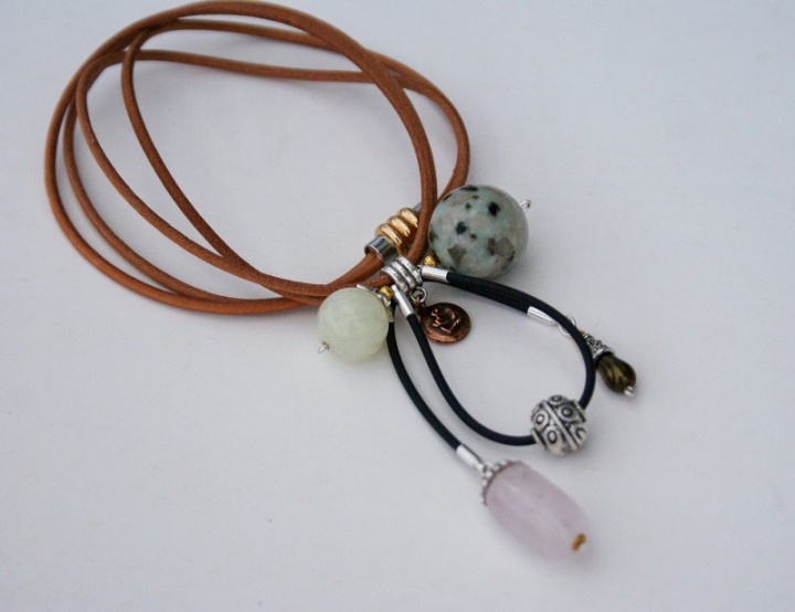 Vėrinys "Stones "