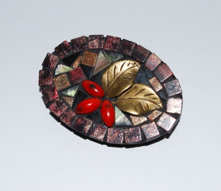 Brooch " Fall ... " picture no. 2