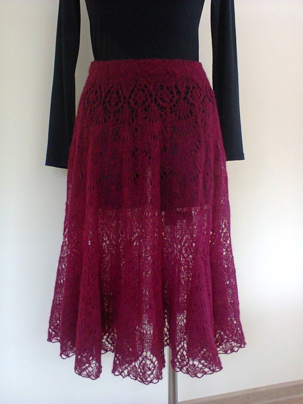 Skirt ...