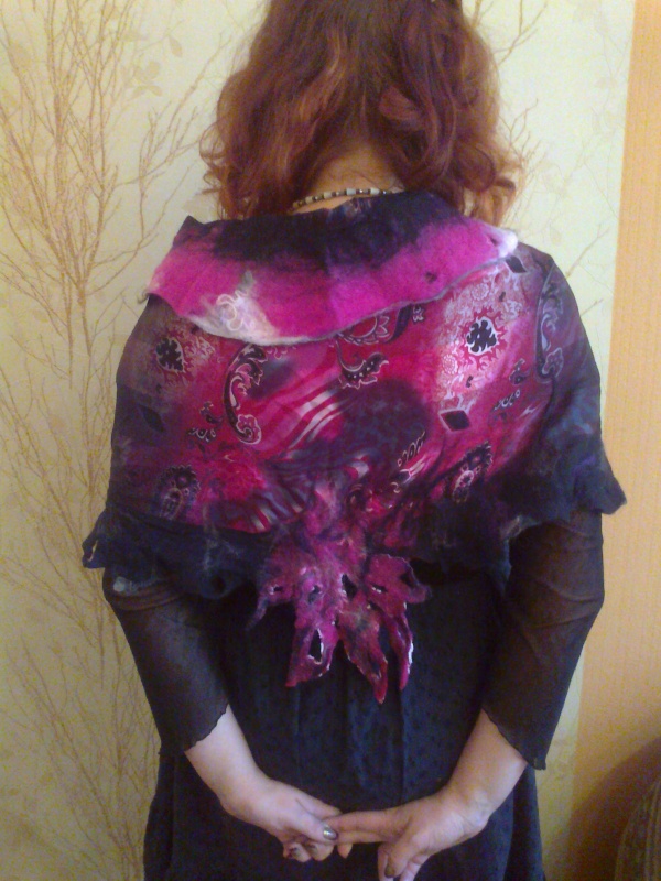 Wonderful lilac silk picture no. 3