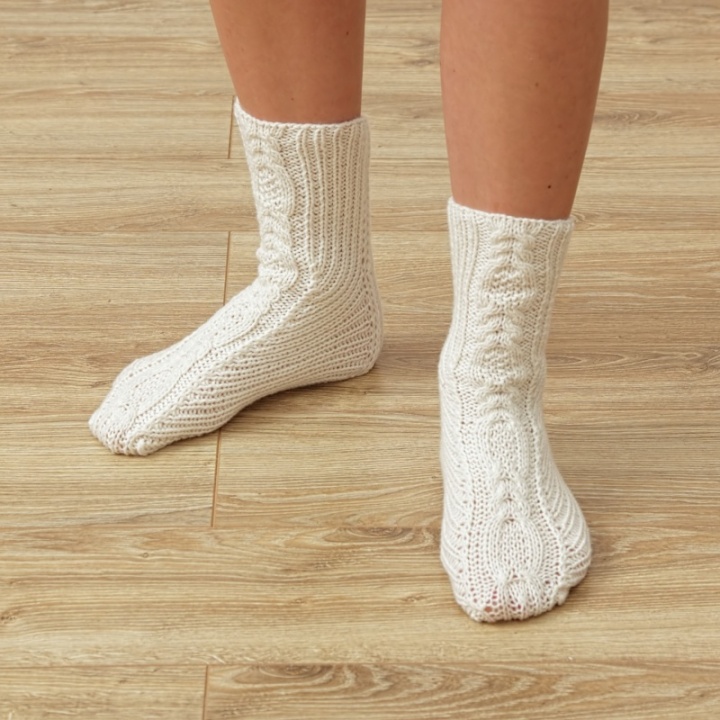 Cozy white socks (No.1)