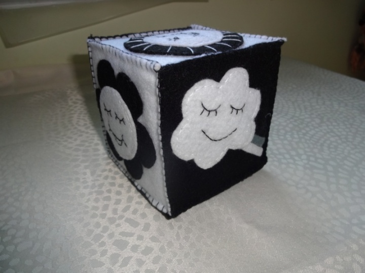 Developmental cube picture no. 3
