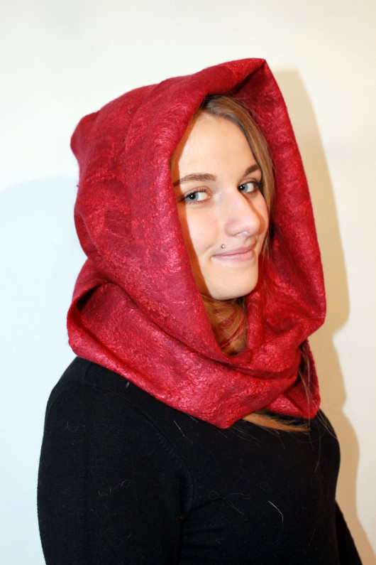 Scarf-sleeve cowl picture no. 2