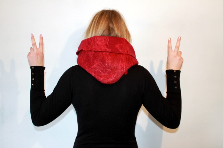 Scarf-sleeve cowl picture no. 3