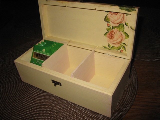 tea box picture no. 2