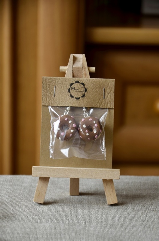 Donut with chocolate picture no. 3