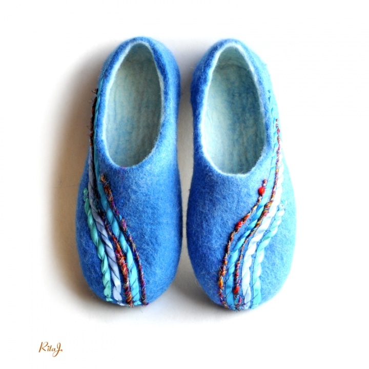 Felt slippers / felted slipper BLUE