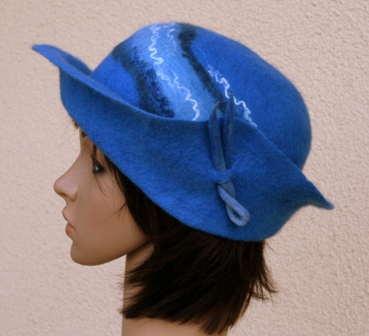 Cap " Royal Blue "