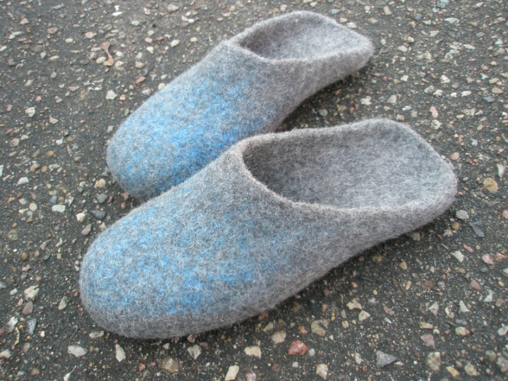 pilkos