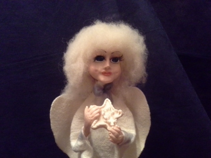 COLETTE angel. Interior doll picture no. 2