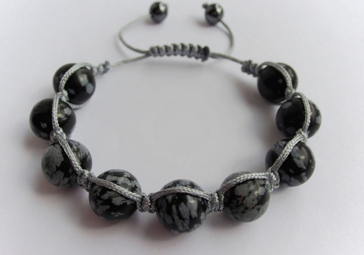 Shamballa su snieginiu obsidianu