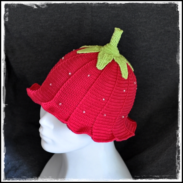 Cap " Strawberry "