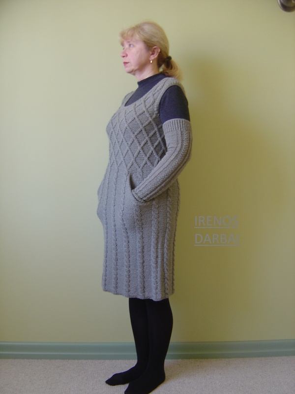 Knitted dress for picture no. 2