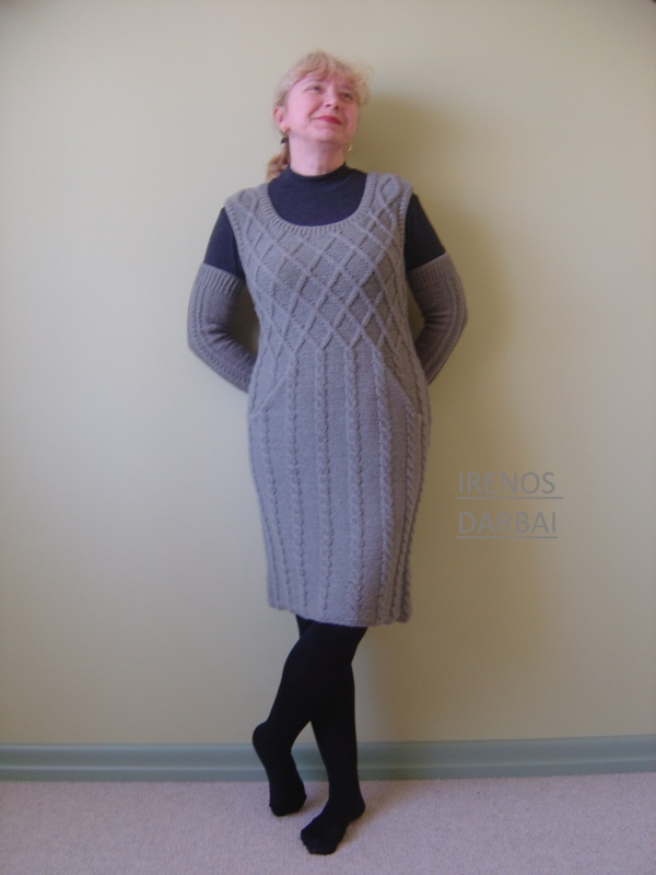 Knitted dress for picture no. 3