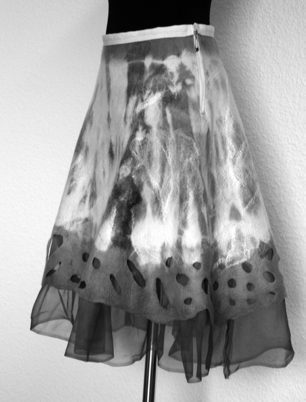 Veltas skirt ...